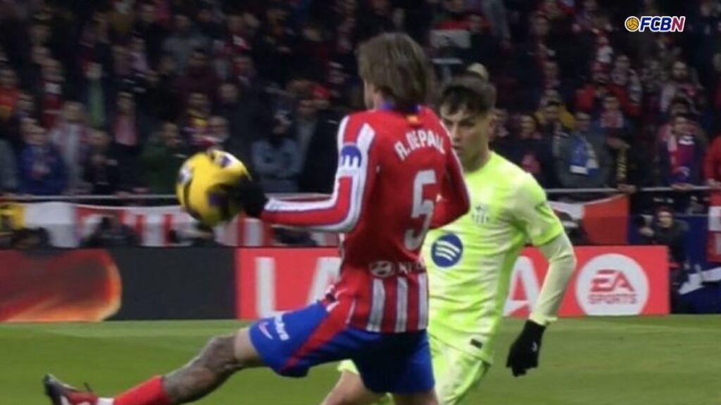 De Burgos caused a stir again: Clear handball by De Paul before Atlético’s 2nd goal not called