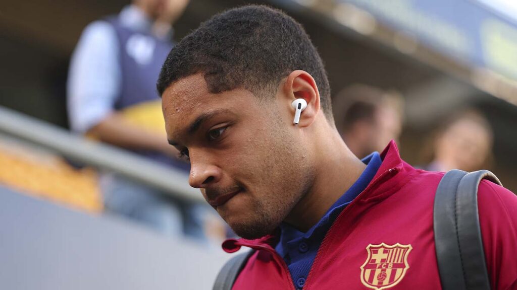 Vitor Roque and other Brazilian signings that disappointed at Barça