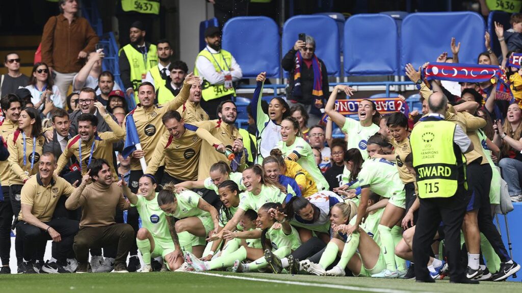 Going for the three-peat! Barça Femení reach their 5th consecutive Champions League final