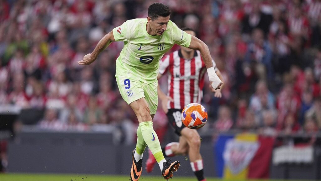 Robert Lewandowski confirms his absence with Poland for the June FIFA window
