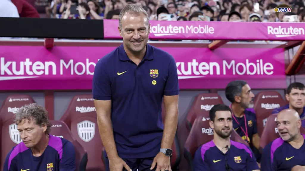 The ‘Azulgrana’ coaching staff premieres the Barça Mobile eSIM in Asia