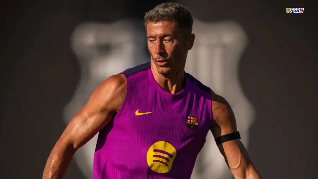 Lewandowski, calm about his future in Barcelona and delighted with Rashford