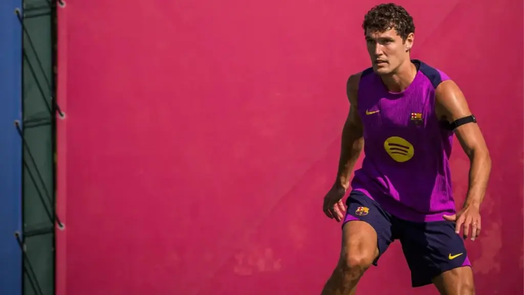 Christensen returns with the Danish national team while waiting to renew with Barça