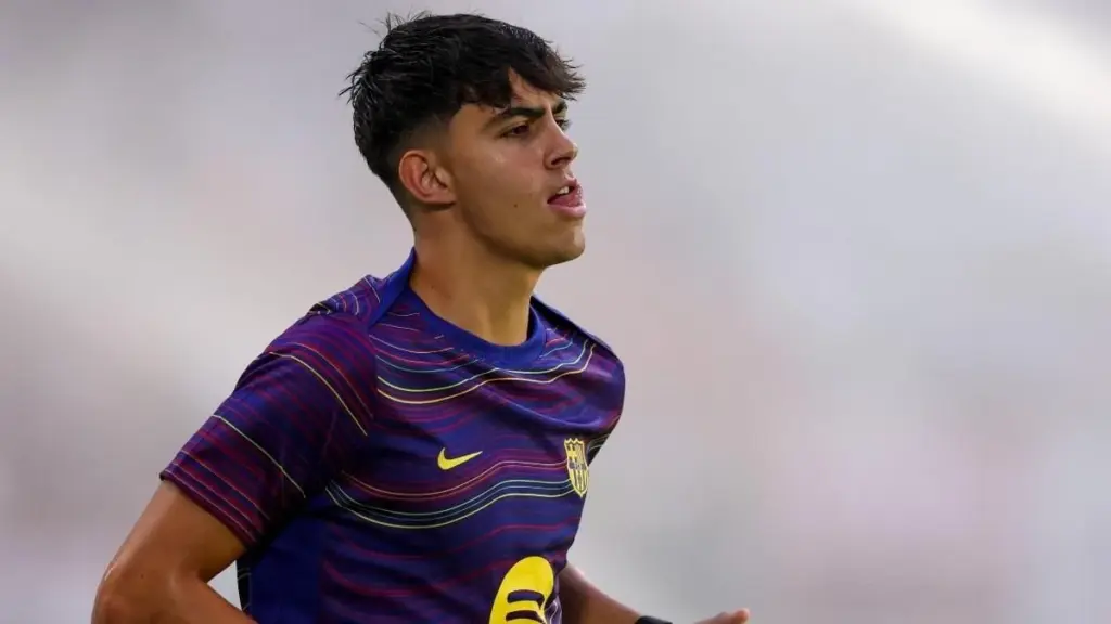 Marc Bernal: will he reappear in the squad against Levante?