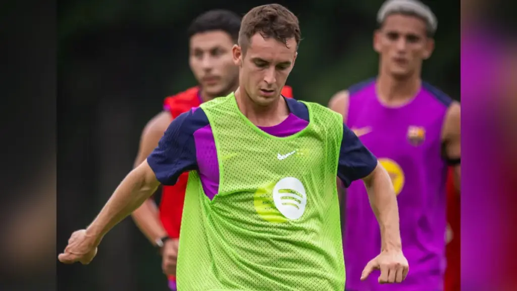 Marc Casadó in the sights of Cesc Fàbregas’ Como: Is he leaving Barça?