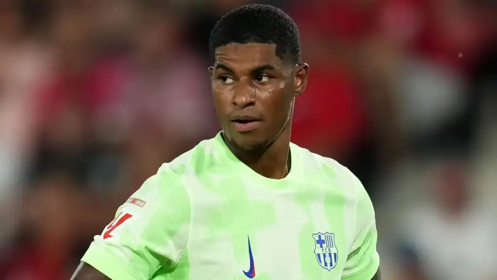 First great opportunity for Marcus Rashford: starting left winger at Levante