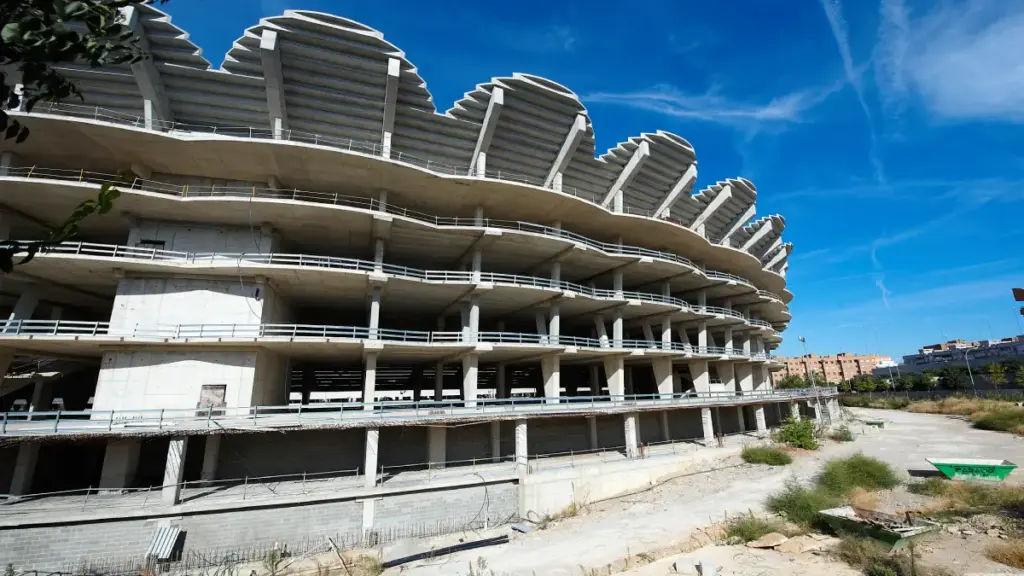 LaLiga’s double standard and its ‘Fair Play’ with the ‘levers’ of Barça and Valencia