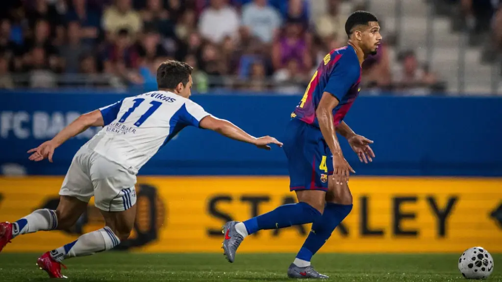 Another surprise exit? Liverpool does not rule out going for Ronald Araujo