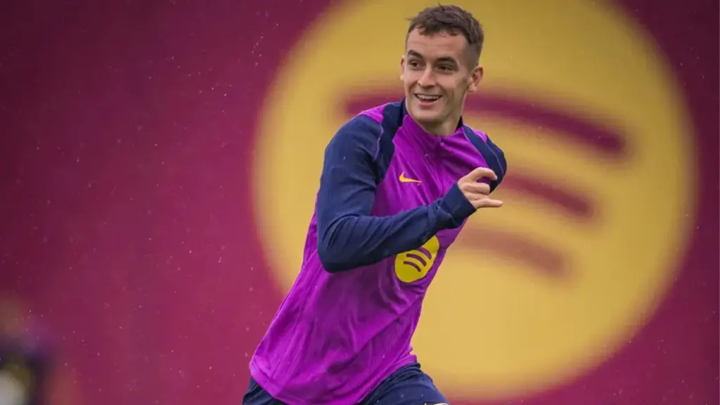 Marc Casadó changes his agent: Is his future in Barcelona at risk?