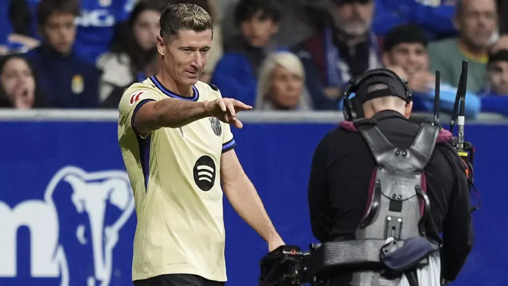 The ideal spark plug? Lewandowski scores his third goal coming off the bench