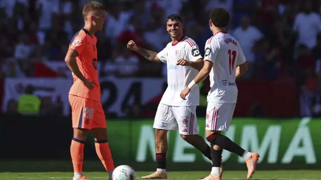 Sevilla 4-1 FC Barcelona Highlights – LaLiga 25/26