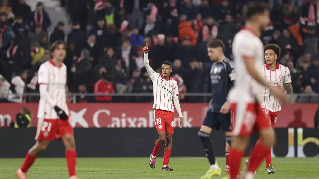 LaLiga Standings 25/26 MD14: Barça Gains 1-Point Lead Over Real Madrid