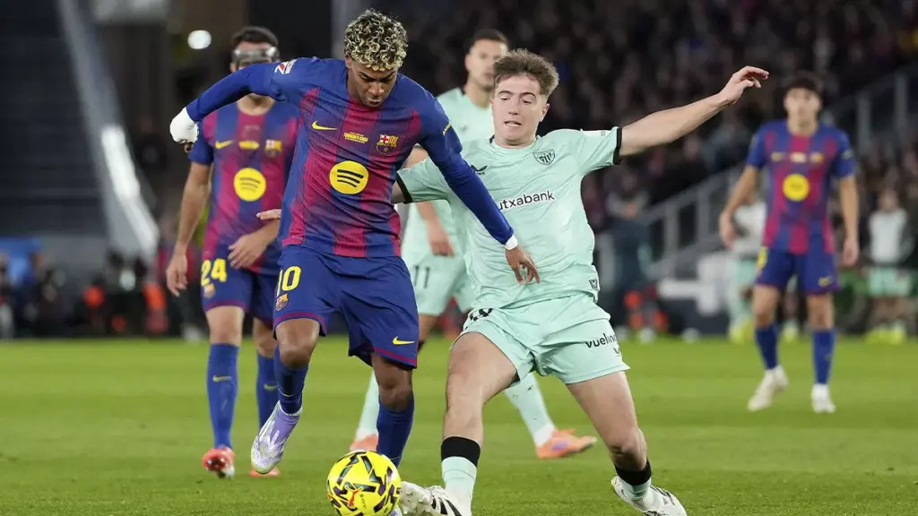 Lamine Yamal shines in his Camp Nou re-debut: brace of assists and MVP