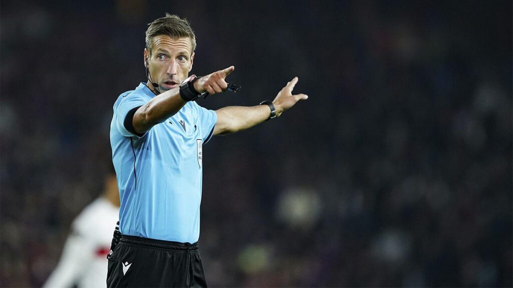 UEFA appoints Davide Massa as referee for Barcelona-Eintracht