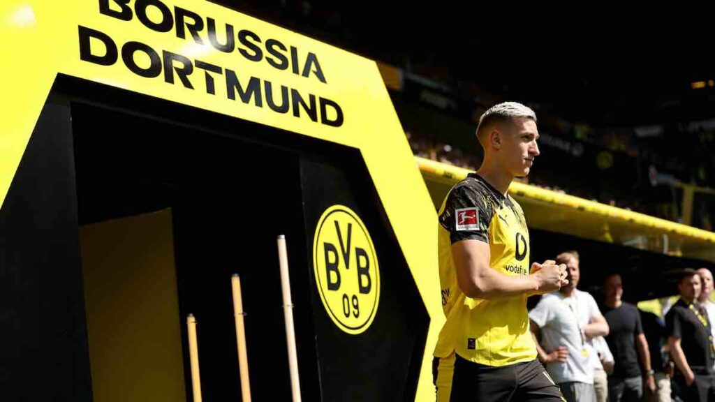 Schlotterbeck explodes in Dortmund and fuels departure rumors, possibly to Barcelona?