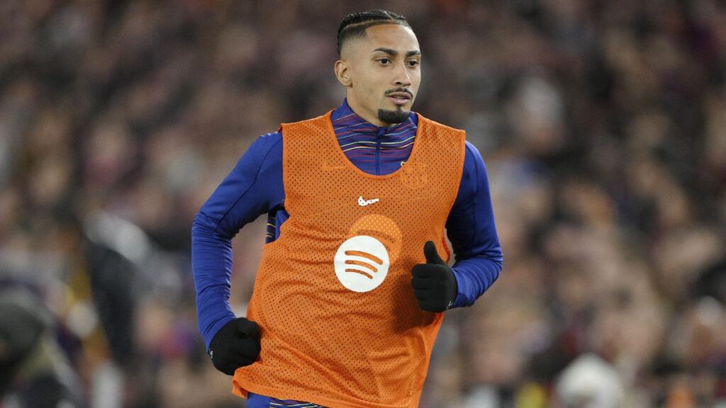 Raphinha denies rumors of his departure from Barça for Arabia