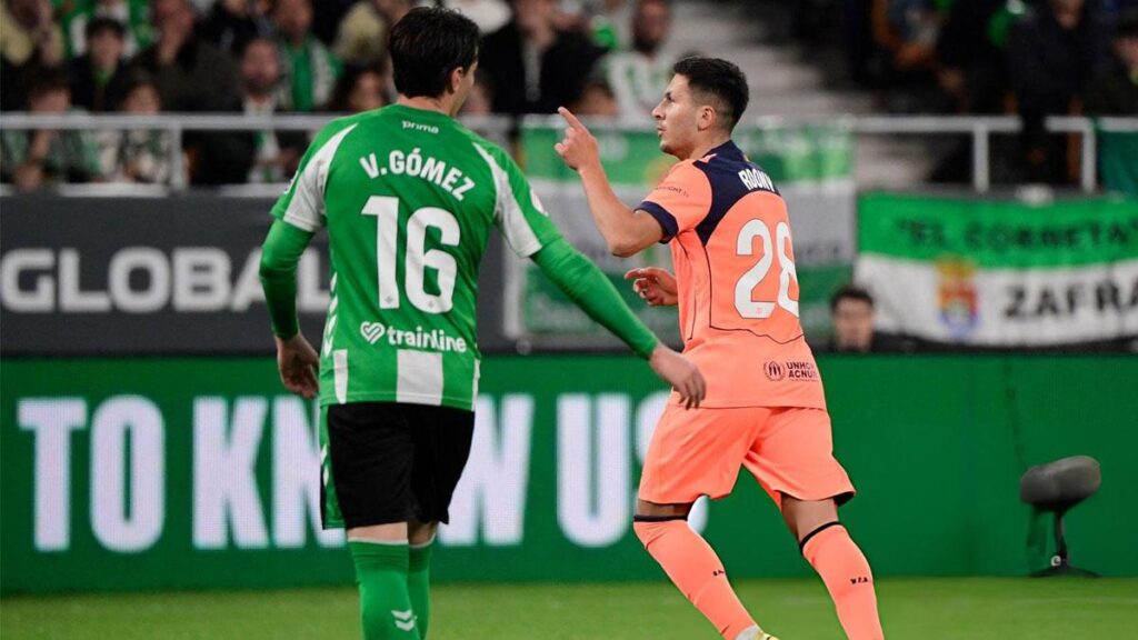 Goal by Roony Bardghji! The Swede makes history in Betis-Barça
