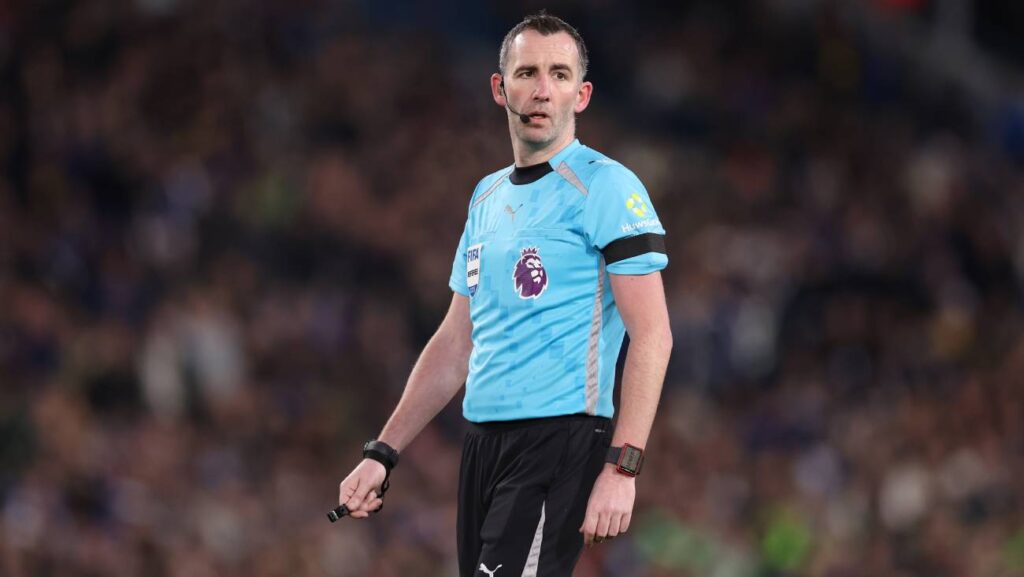 UEFA appoints Chris Kavanagh as referee for Slavia Prague-Barcelona