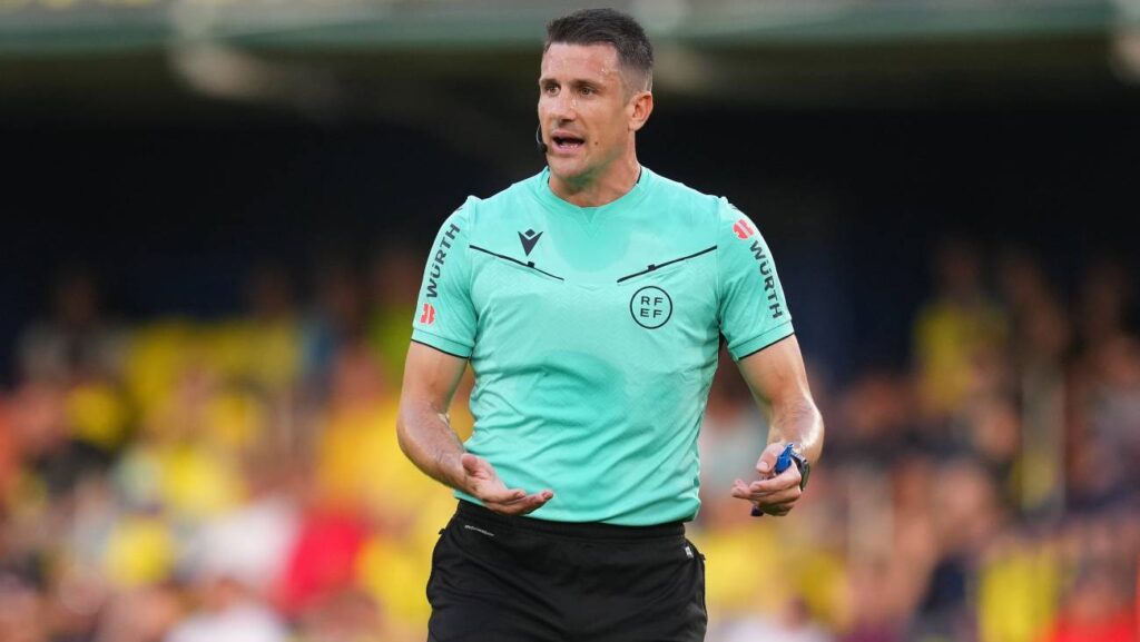 Isidro Díaz de Mera: the referee for the Barça-Athletic Supercopa semi-final