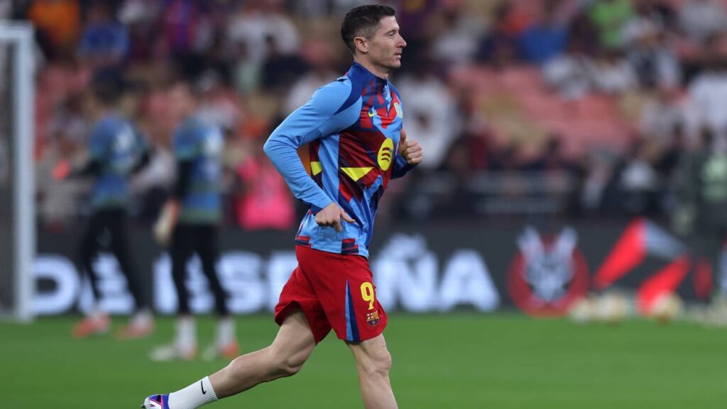 Deco leaves Lewandowski’s future in his hands: “It will depend on him”