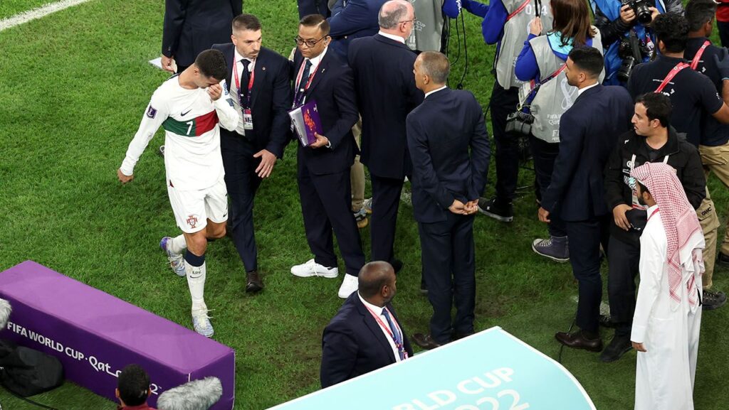 Cristiano Ronaldo leaves crying to the locker room after losing to Morocco