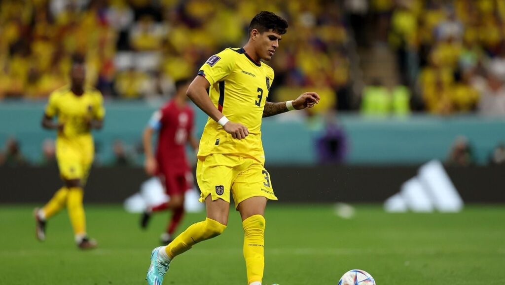 Piero Hincapie. Advocate. Ecuador, 22 years old. Valuer at 22 million euros