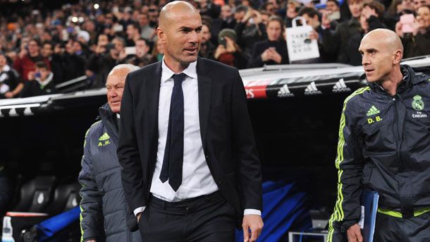 Zinedine zidane only convinces to the "cracks" consecrated of the real madrid