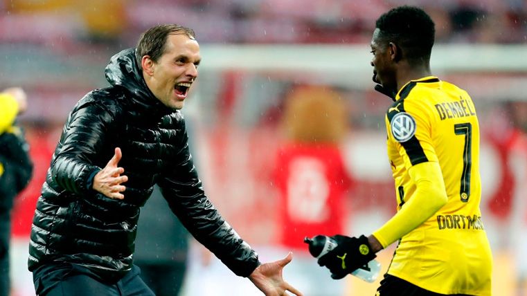 Thomas Tuchel y Ousmane Dembélé en un partido del Borussia Dortmund