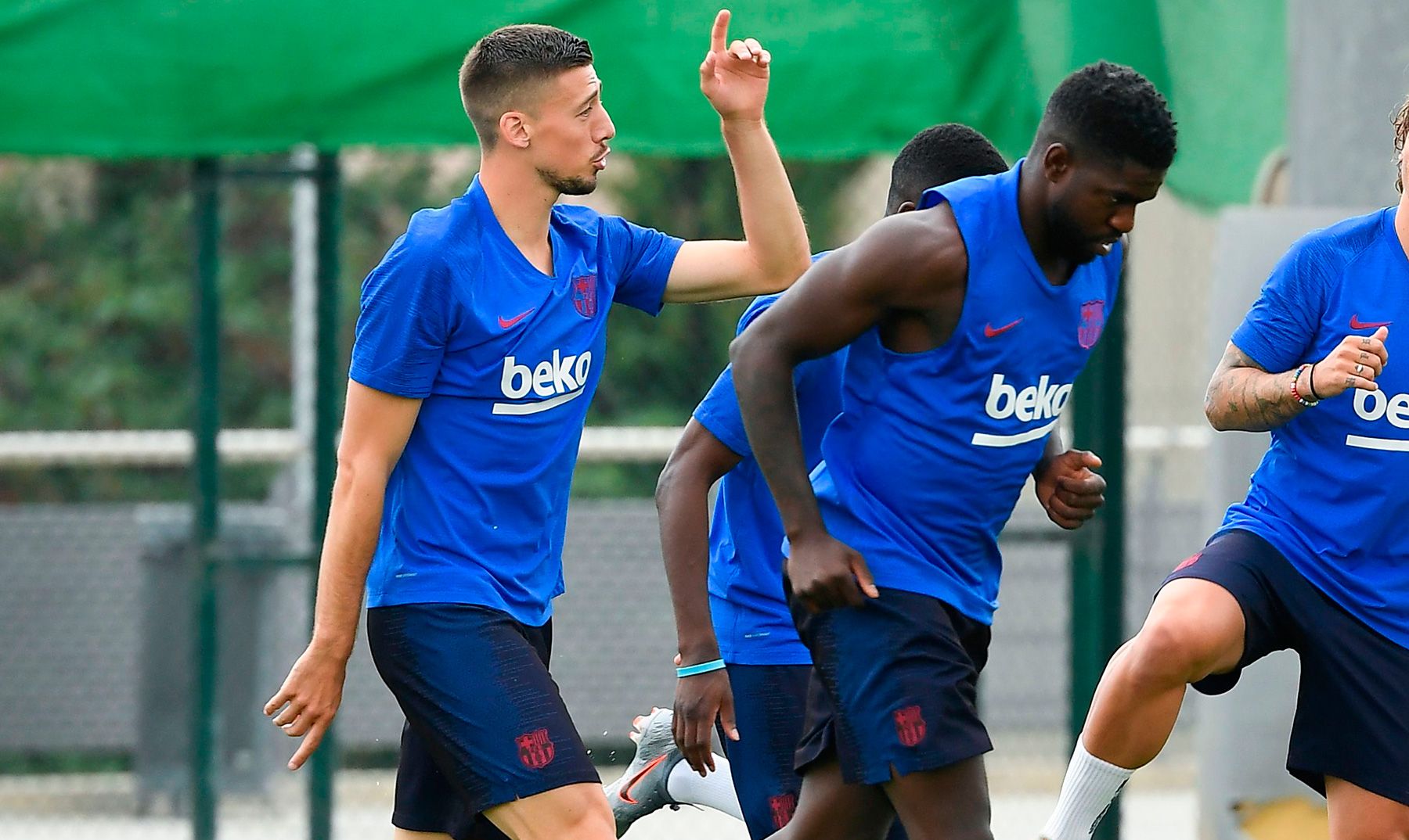 Lenglet y Umtiti en un entrenamiento del Barcelona