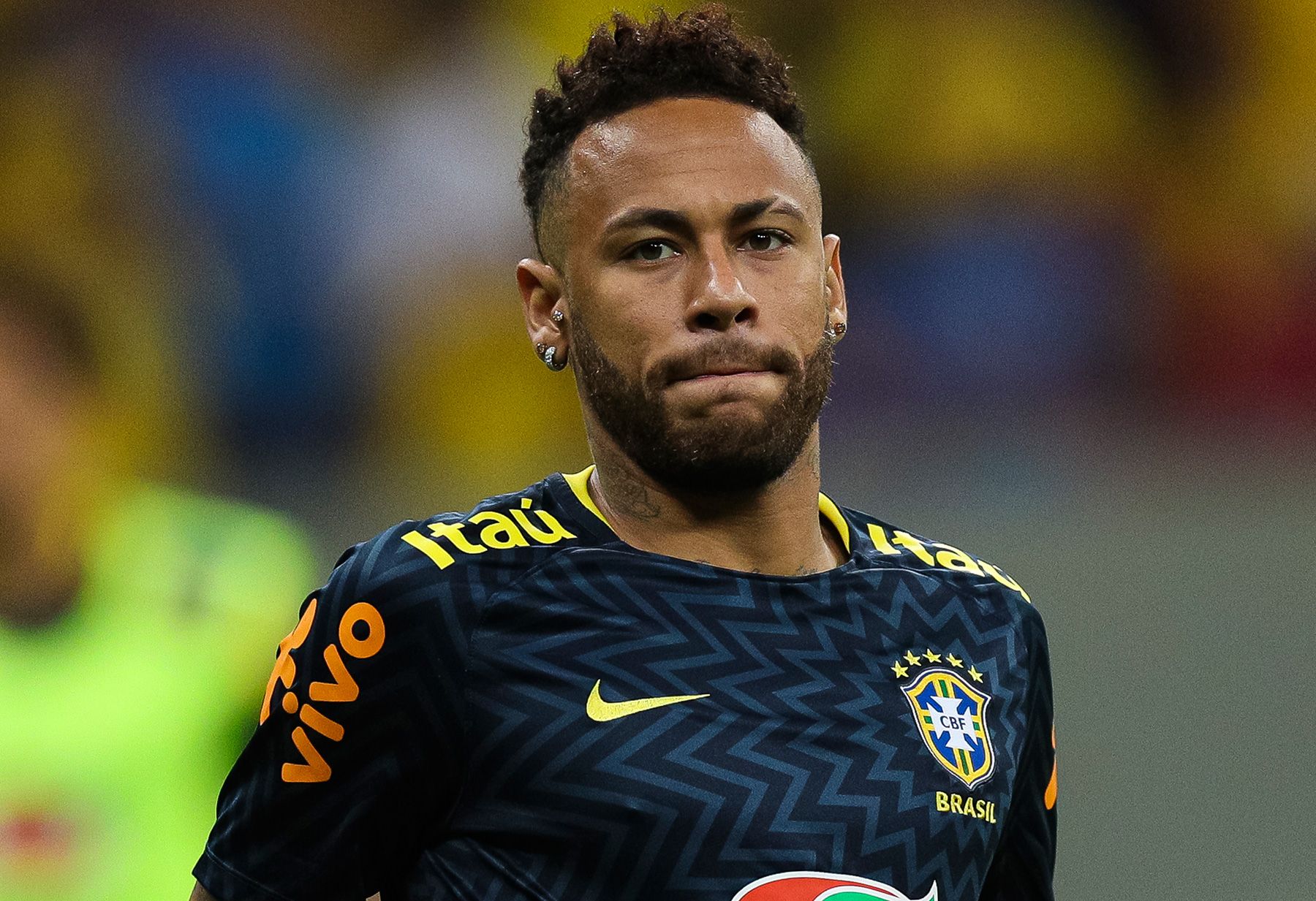 Neymar en un partido con Brasil