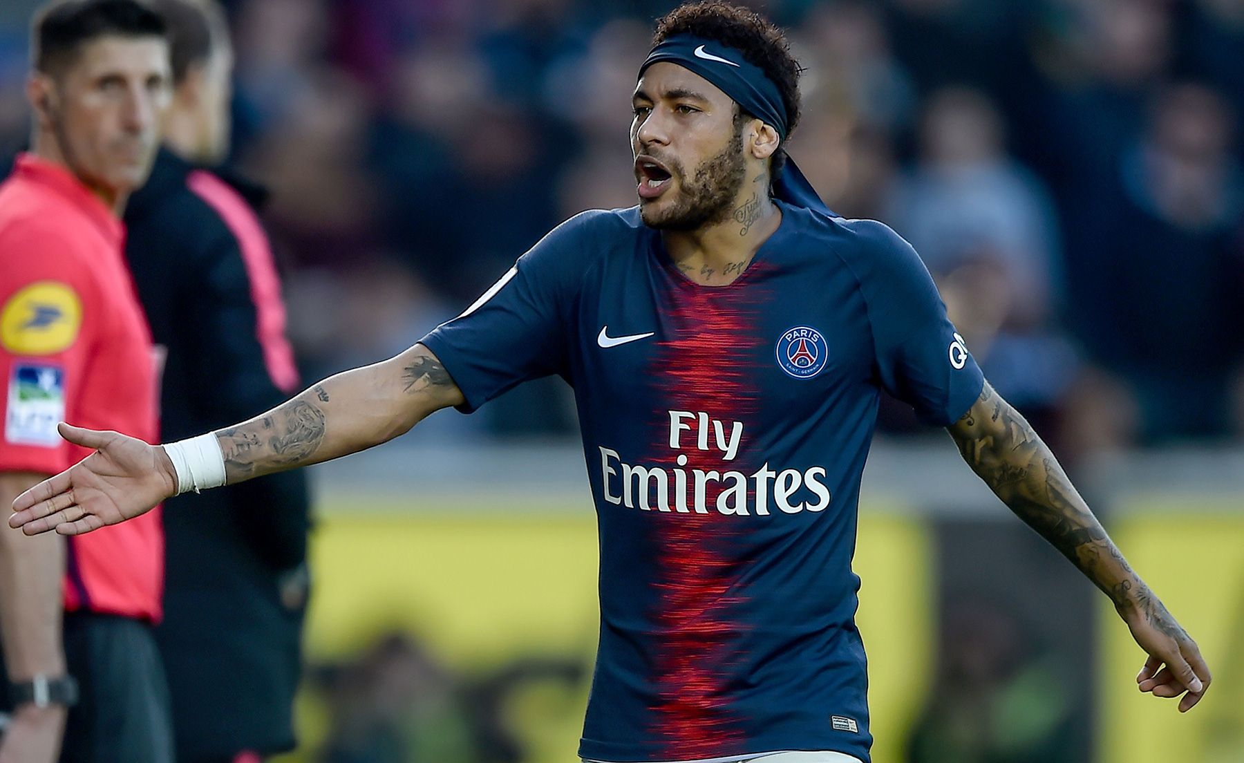 Neymar in a match of League 1 with PSG
