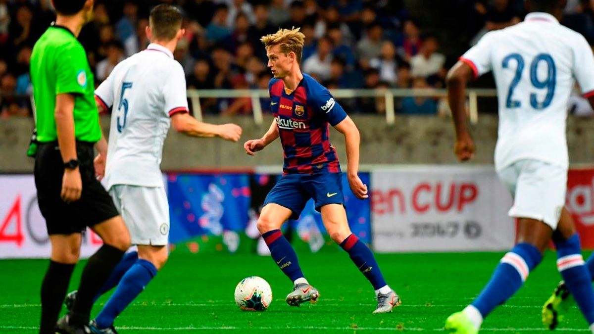 Frenkie de Jong in the match of his debut with Barça