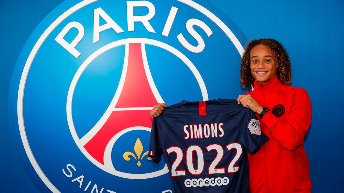 Xavi Simons tras firmar un contrato hasta 2022 con el PSG | @PSG_inside