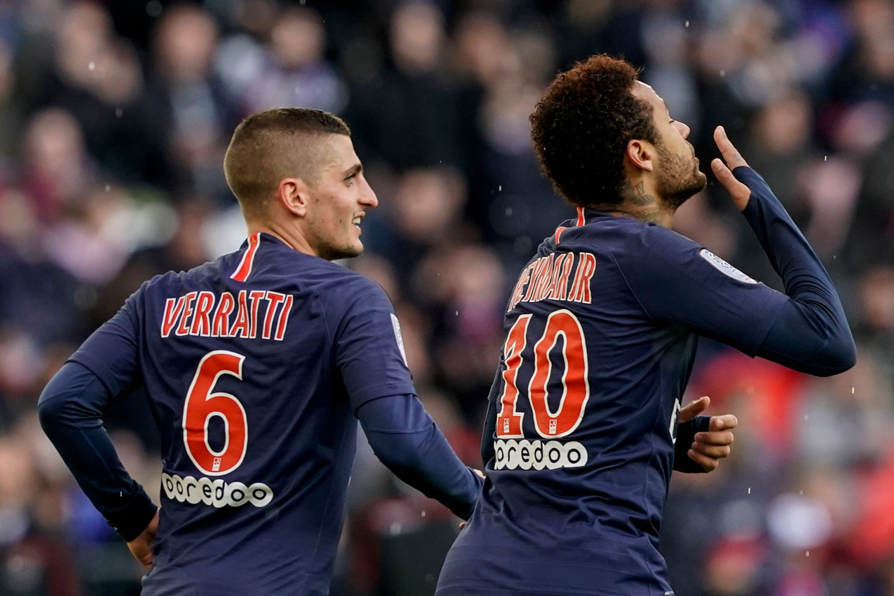 Verratti y Neymar celebran un gol del PSG