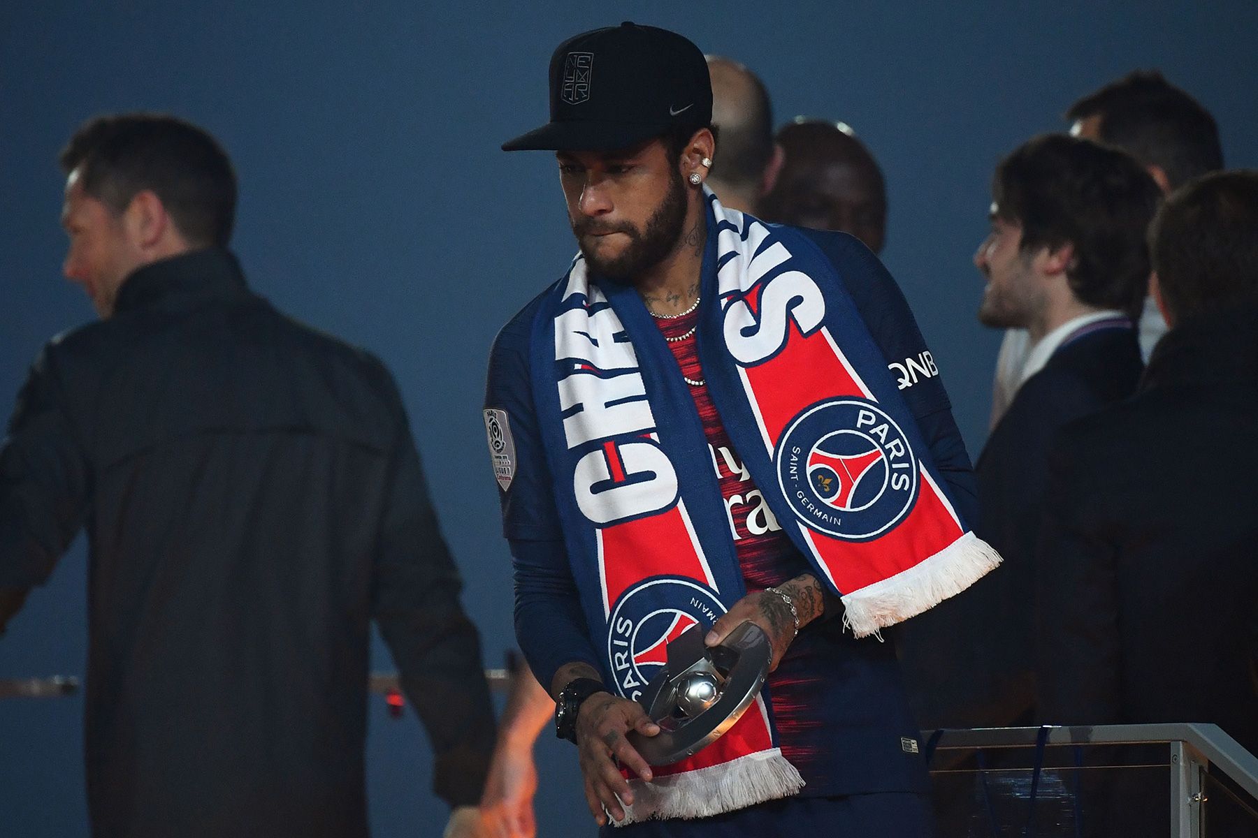 Neymar in the celebration of the League with PSG