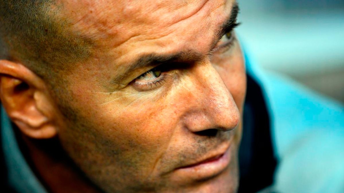 Zinedine Zidane in a match of Real Madrid