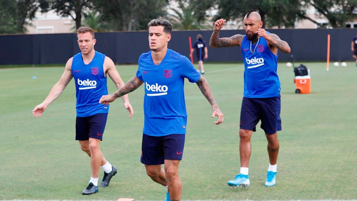 Coutinho, who interests Tottenham, in a training session of Barça | FCB
