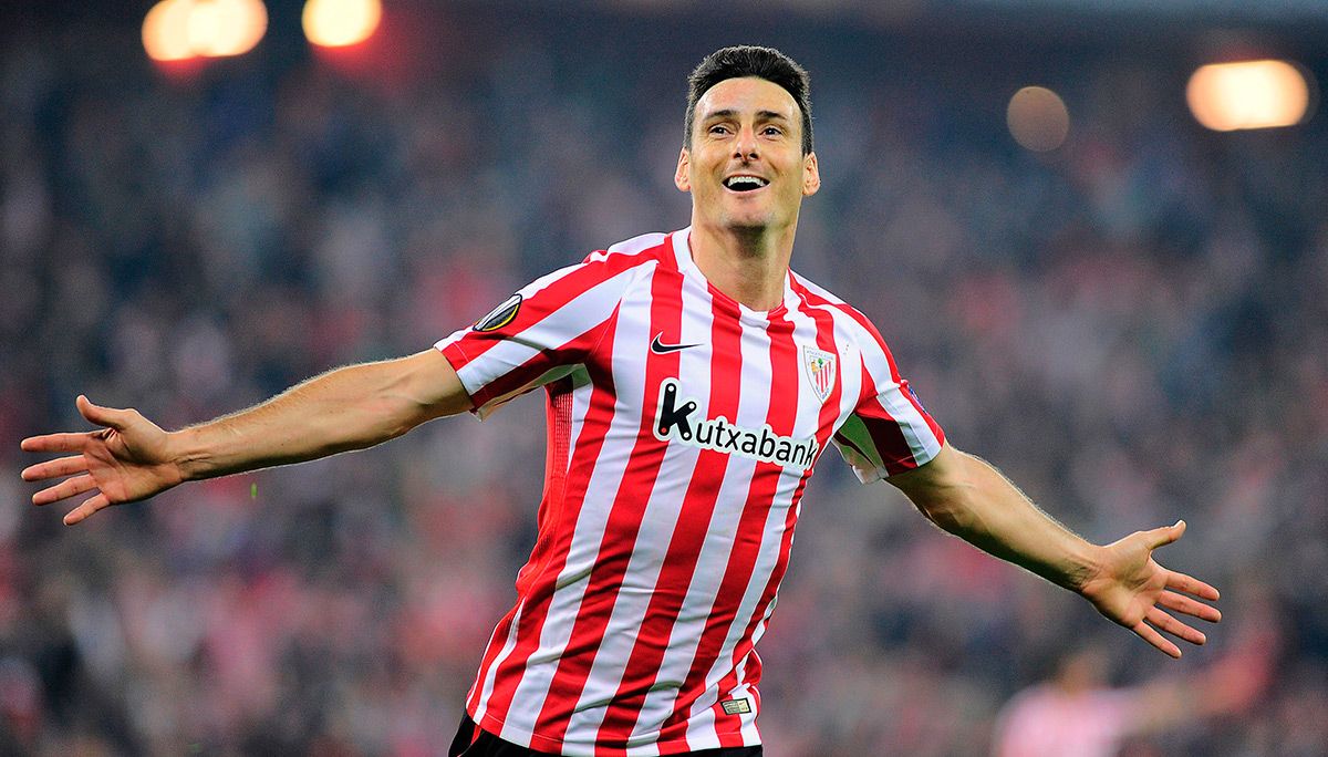 Aduriz, celebrando el golazo marcado contra el Barça