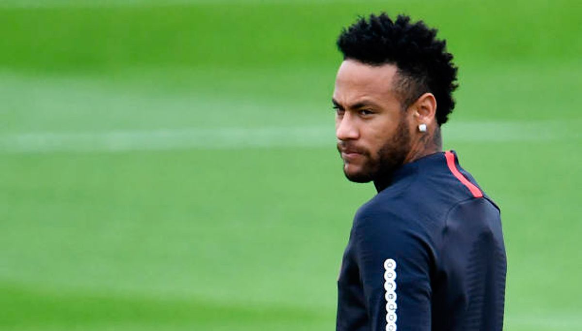 Neymar, durante un entrenamiento del PSG