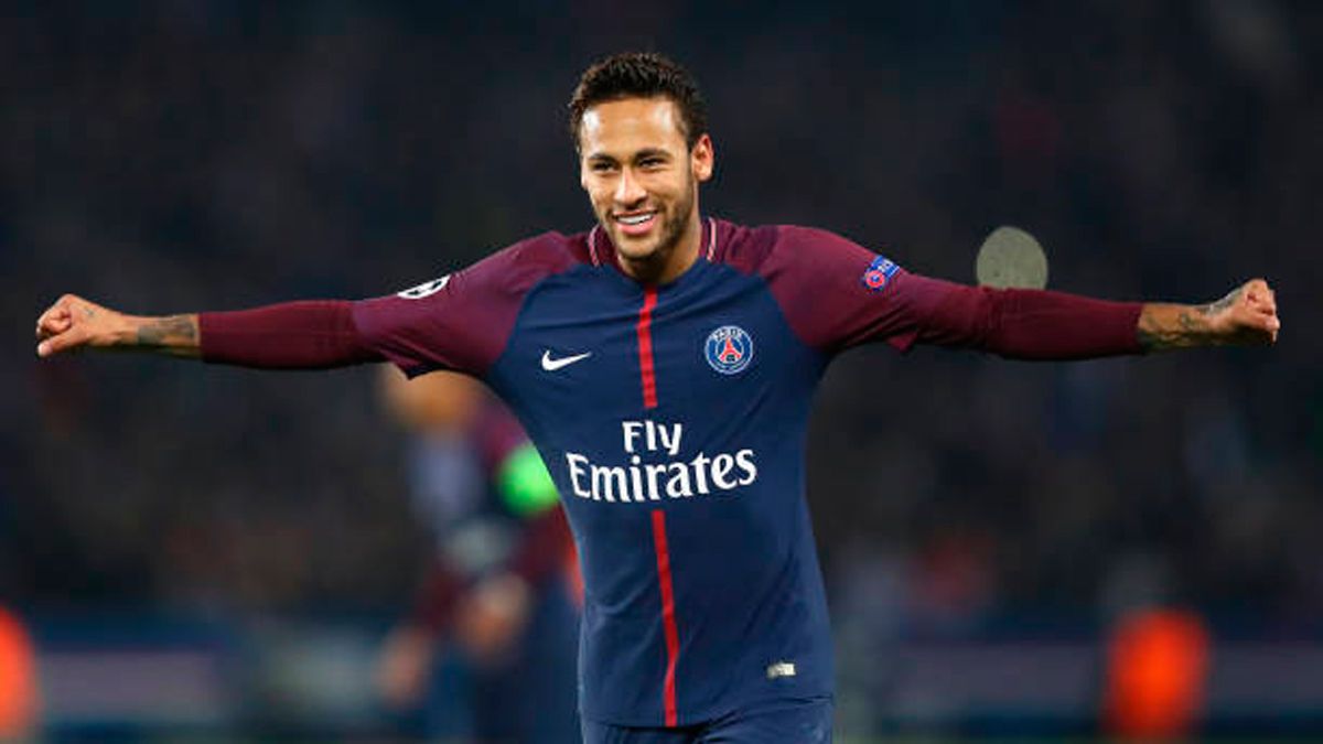 Neymar celebrando un gol con el PSG