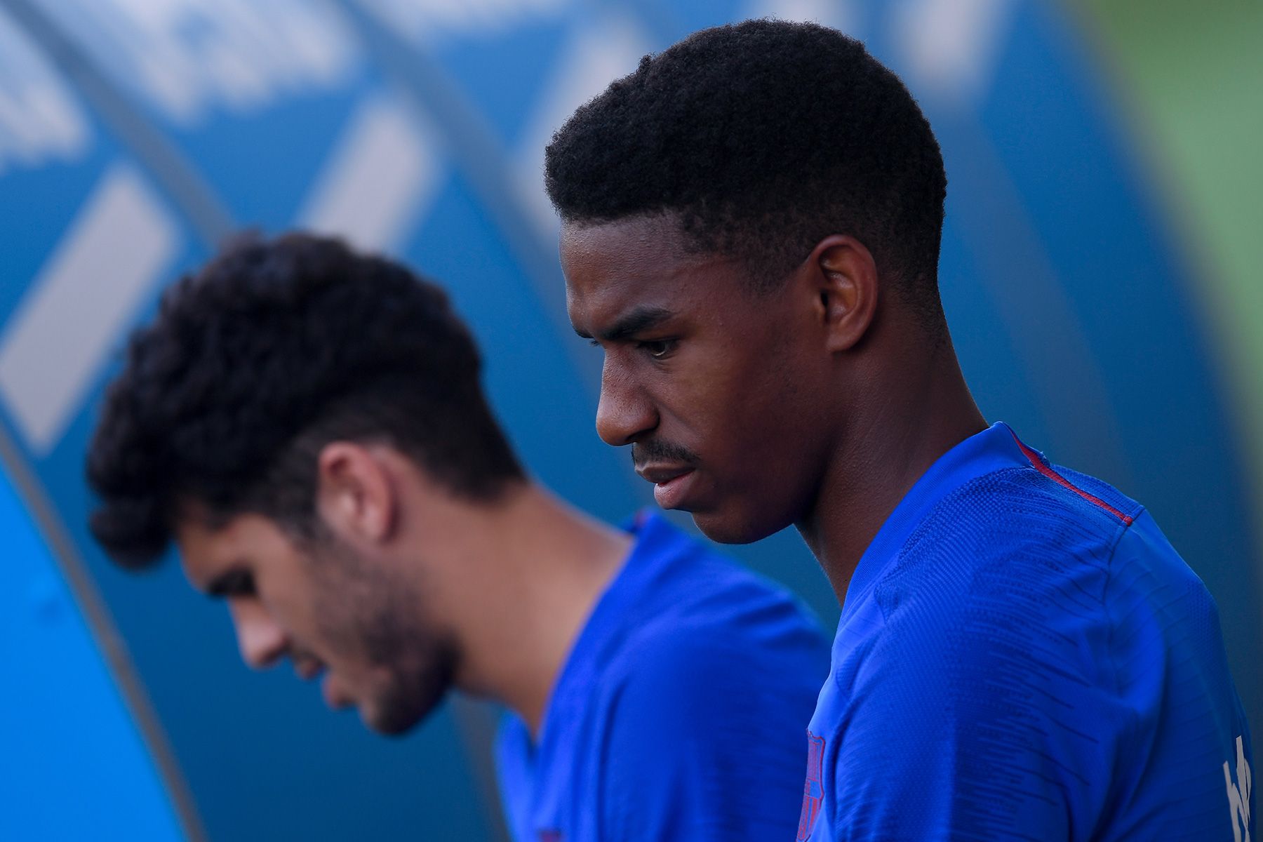 Junior Firpo en un entrenamiento con el Barça