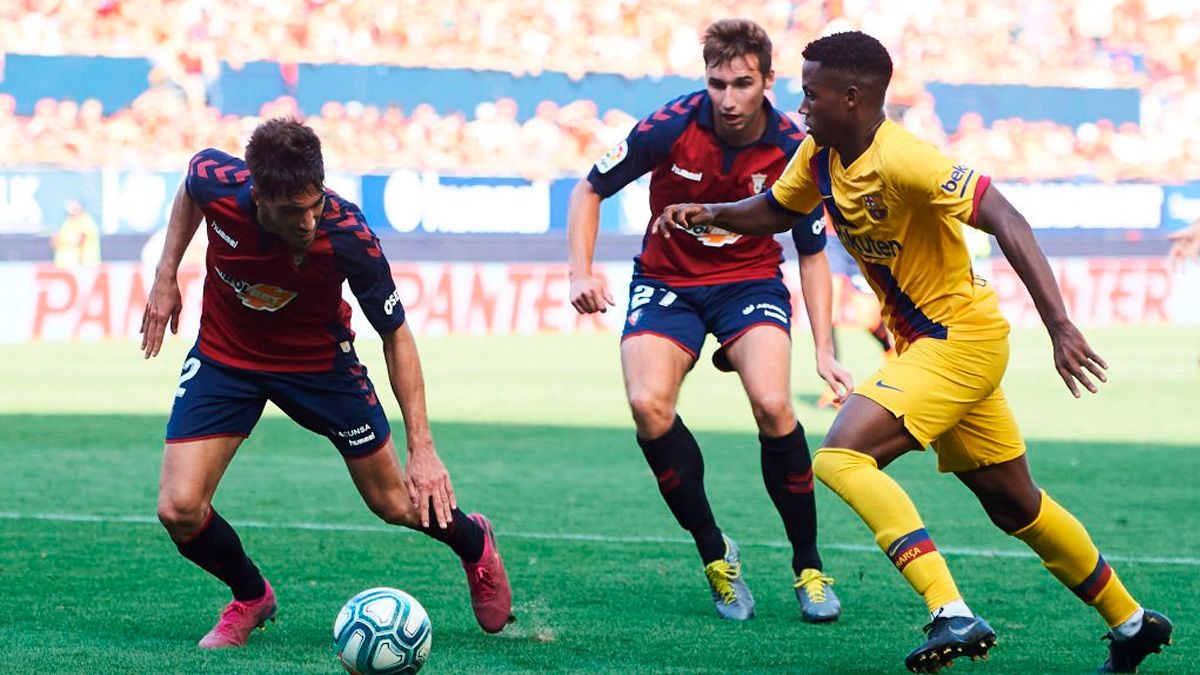 Ansu Fati in a match with the first team of FC Barcelona