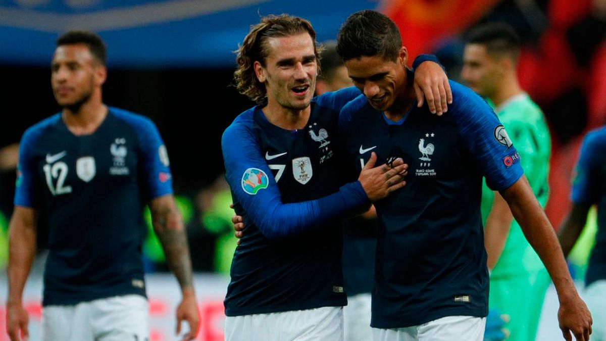 Antoine Griezmann celebra un gol de la selección de Francia