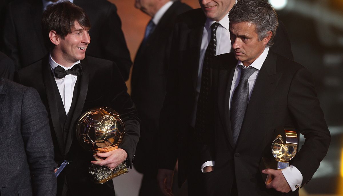 Leo Messi y José Mourinho, después de conseguir un premio de la FIFA