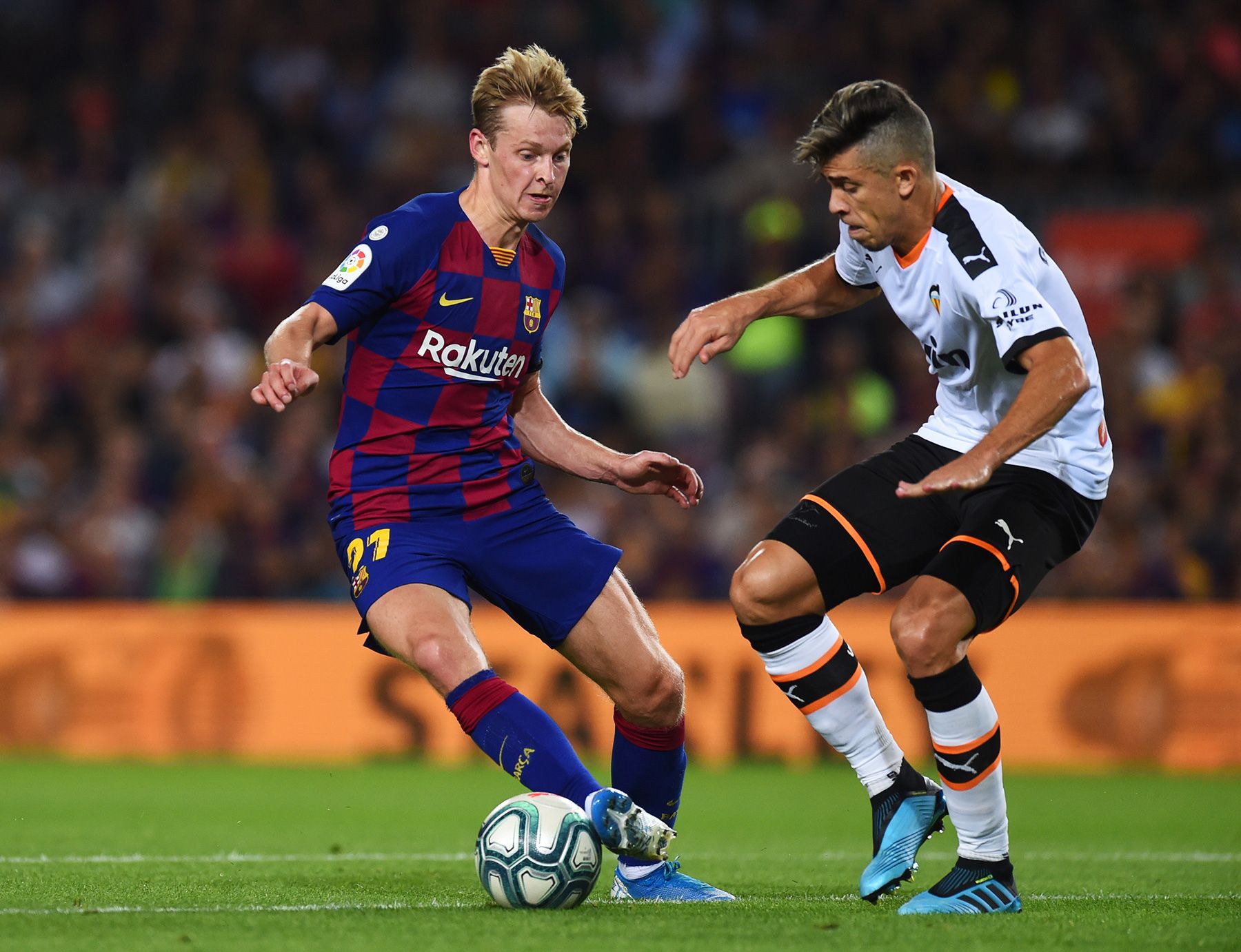 Frenkie de Jong en el partido contra el Valencia