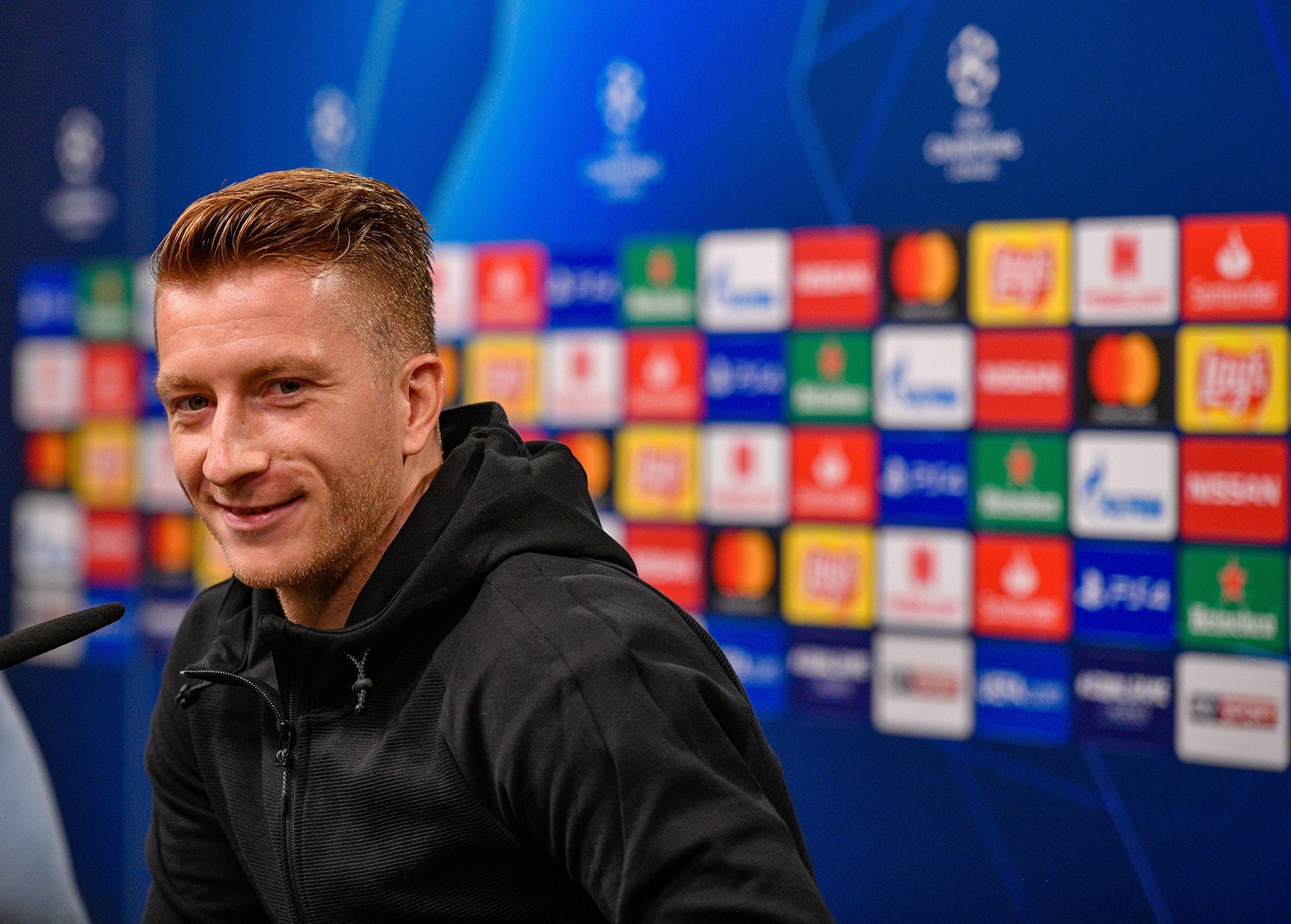 Reus In the press conference of the match of Champions League