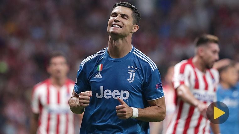 Cristiano Ronaldo, lamentando un fallo contra el Atlético de Madrid