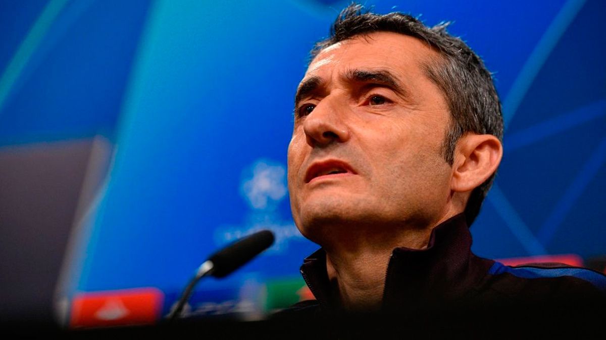 Ernesto Valverde en una rueda de prensa del Barça