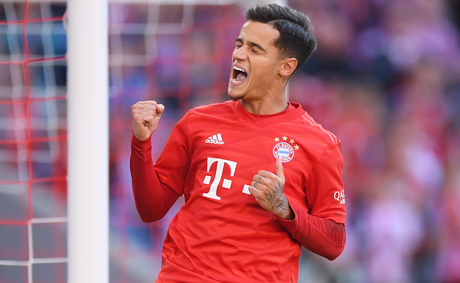 Coutinho Celebrates his goal with the Bayern