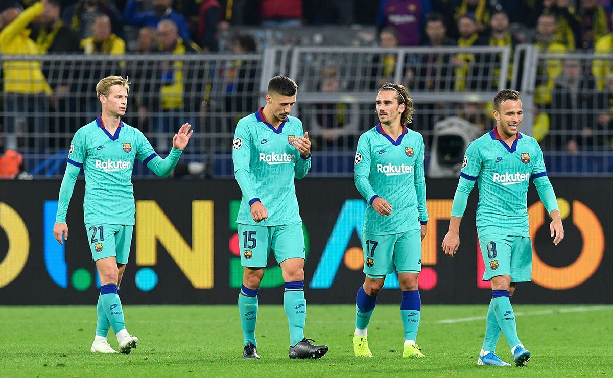 Los jugadores del Barça, durante el partido contra el Borussia Dortmund